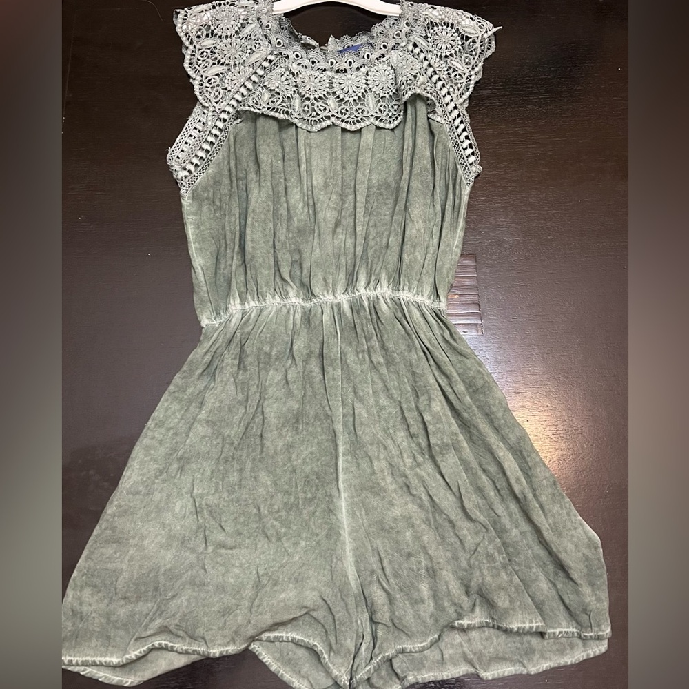 Green romper from Franchesca’s